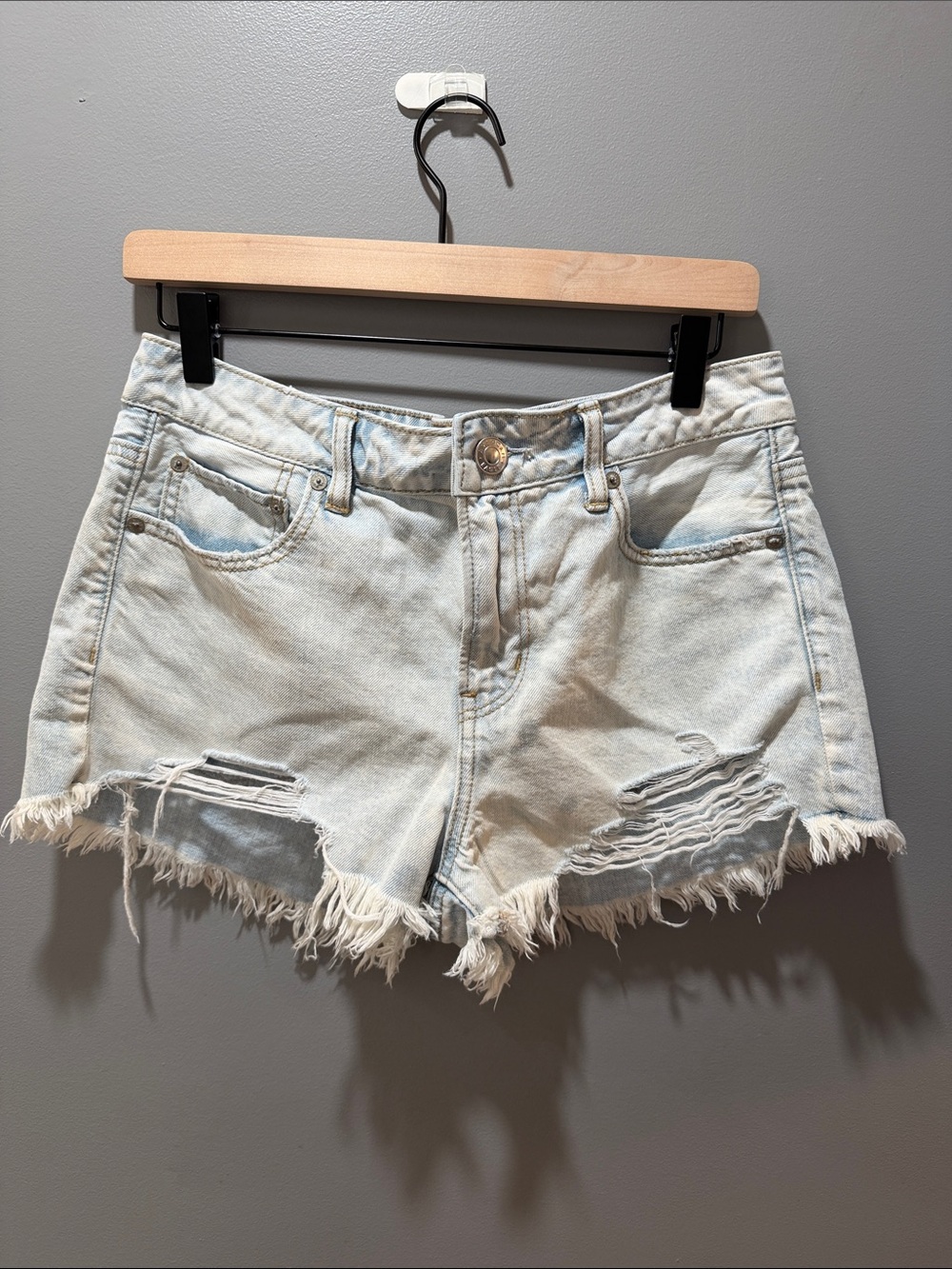 American Eagle Light Wash Distressed Denim Tomgirl Shortie Shorts - Women